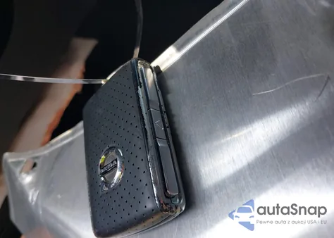 2019 Volvo Xc90 T5 R-Design from USA, damaged, VIN YV4102CM4K1455832